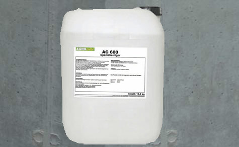 Feuchte Fläche mit AC 600 einsprühen (100-150g/m2). 15-20 Min. einwirken lassen. Mit klarem Wasser abspülen. Feuchte Fläche mit AC 600 einsprühen (100-150g/m2). 15-20 Min. einwirken lassen. Mit klarem Wasser abspülen.